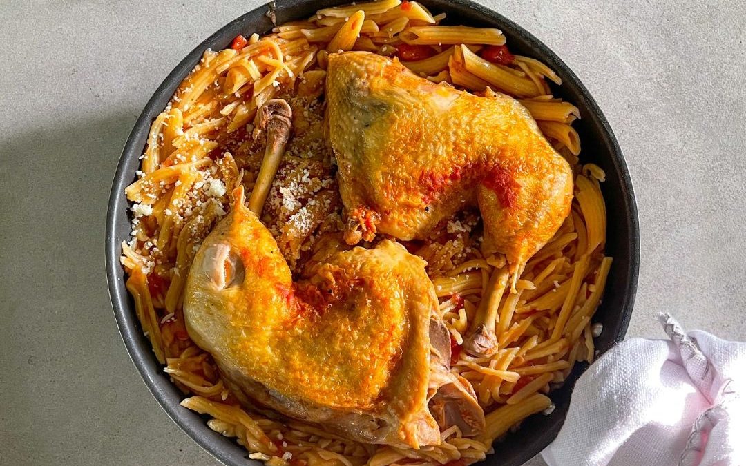 Pui / vita cu sos de rosii si paste low FODMAP